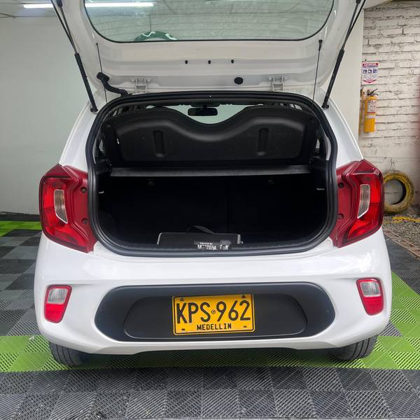KIA PICANTO VIBRANT AT 1.250CC 2022: imagen 19