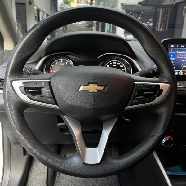 CHEVROLET ONIX LTZ TP 1.0CC 2023**: imagen 11