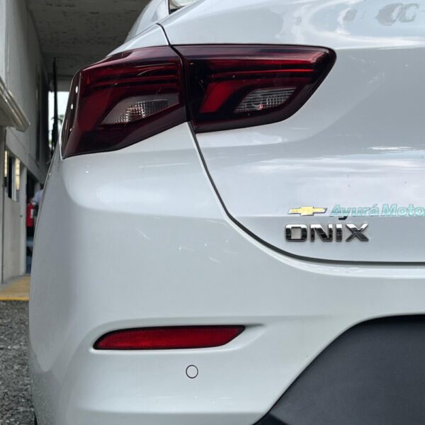 CHEVROLET ONIX LTZ TP 1.0CC 2023**: imagen 9
