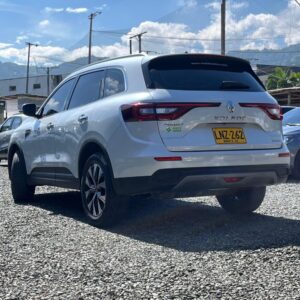 RENAULT KOLEOS ZEN TP 2.5CC 2023: imagen 8