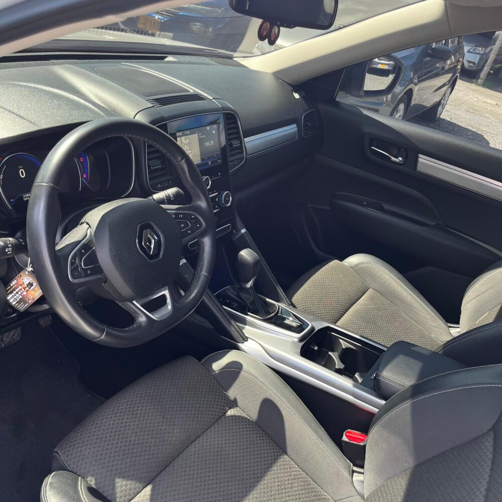 RENAULT KOLEOS ZEN TP 2.5CC 2023: imagen 14
