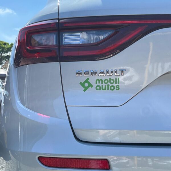 RENAULT KOLEOS ZEN TP 2.5CC 2023: imagen 9
