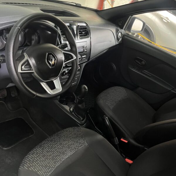RENAULT LOGAN LIFE MT 1.6CC 2023 : imagen 15