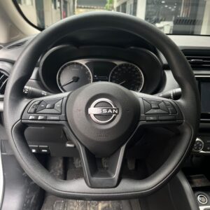 NISSAN VERSA ADVANCE MT 1.6CC 2024: imagen 11