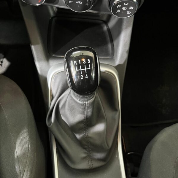 CHEVROLET TRACKERTURBO LT MT 1.2CC 2023: imagen 14