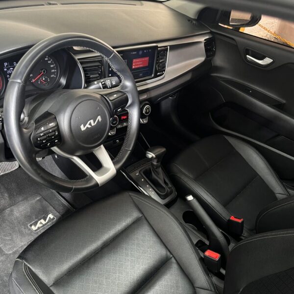 KIA RIO ZENITH TP 1.4CC 2024 : imagen 15