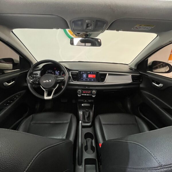 KIA RIO ZENITH TP 1.4CC 2024 : imagen 16