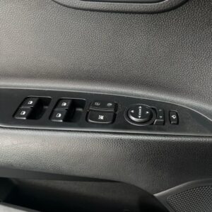 KIA RIO ZENITH TP 1.4CC 2024 : imagen 11