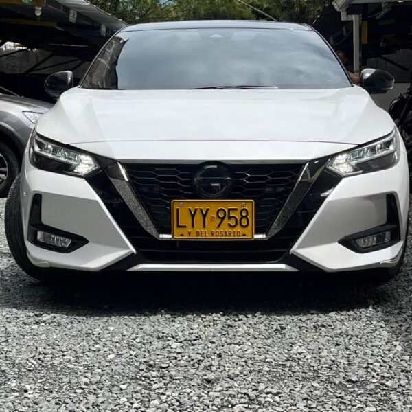 NISSAN SENTRA B18 SR TP 2.0CC 2024: imagen 2