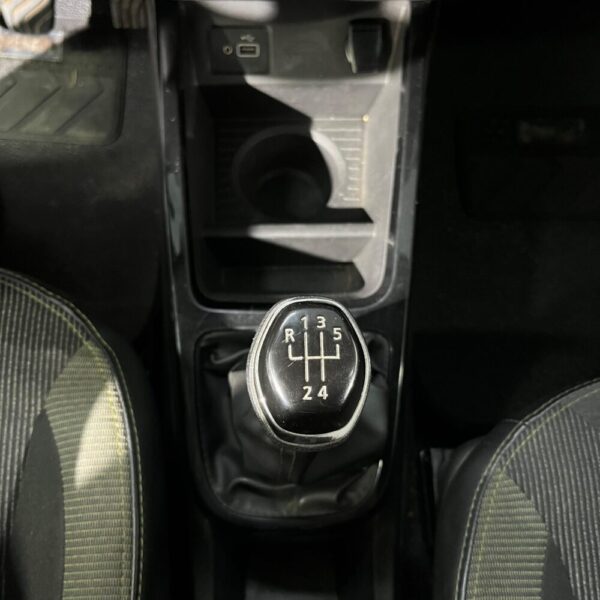 RENAULT KWID OUTSIDER MT 1.0CC 2024 : imagen 13