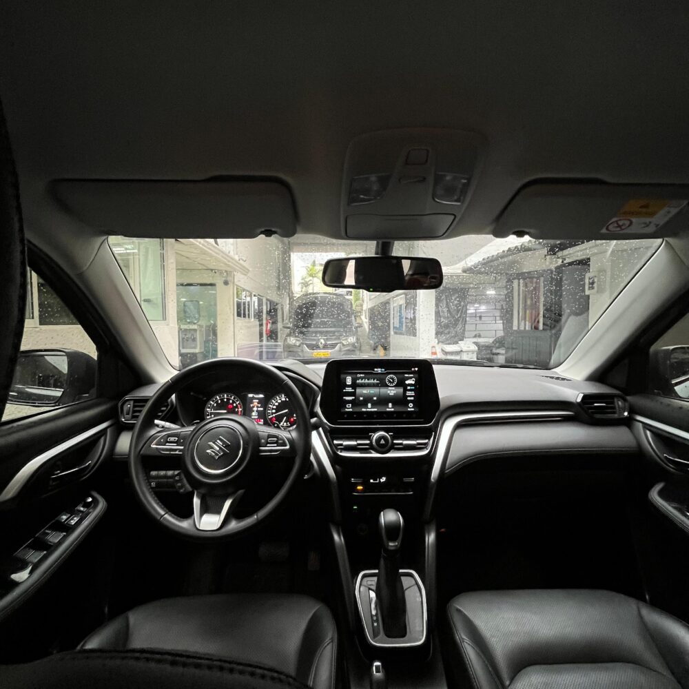 SUZUKI GRAND VITARA GLX HYBRID AT 1.5CC 4X2 2023**: imagen 15