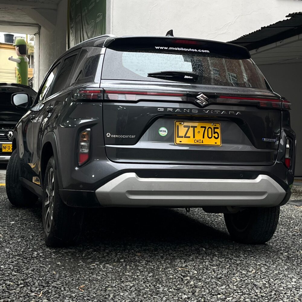 SUZUKI GRAND VITARA GLX HYBRID AT 1.5CC 4X2 2023**: imagen 8
