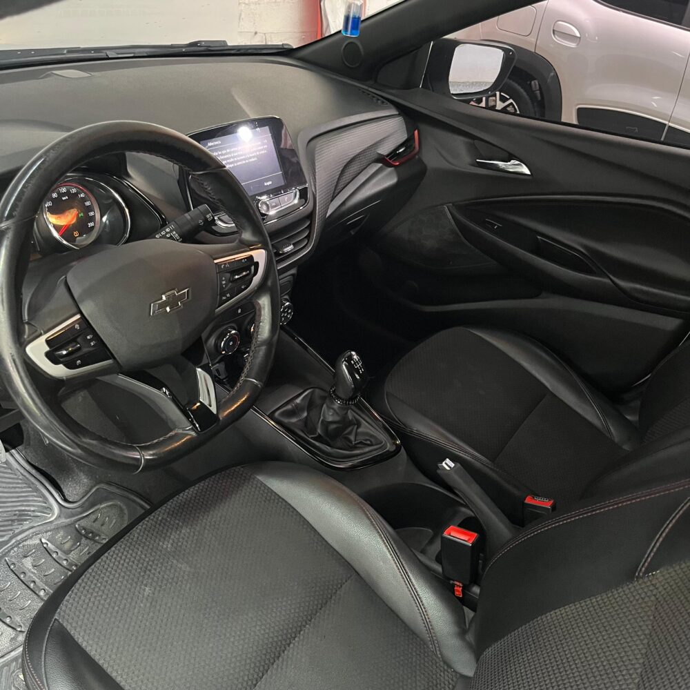 CHEVROLET ONIX RS MT 1.0 TURBO 2021**: imagen 15