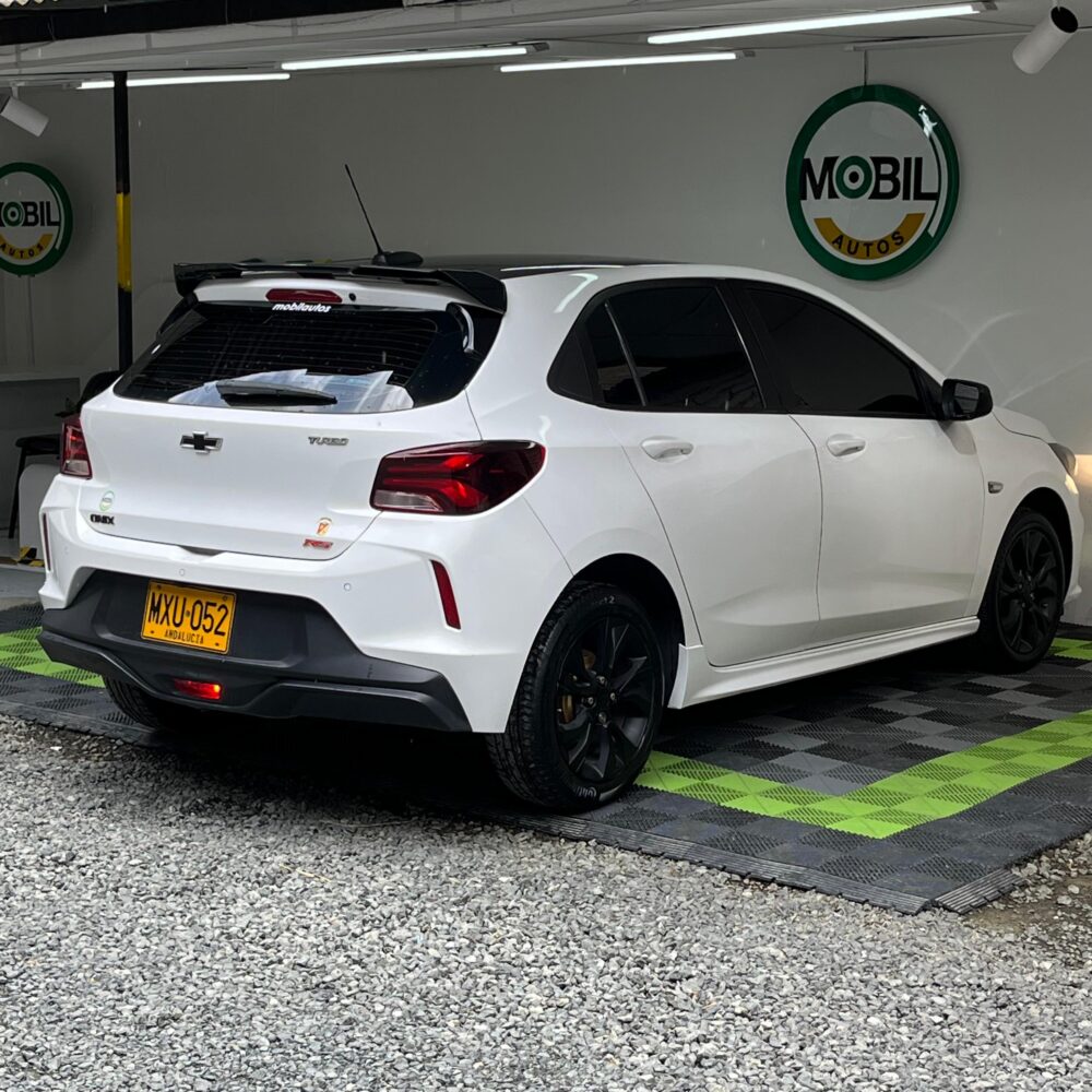 CHEVROLET ONIX RS MT 1.0 TURBO 2021**: imagen 7