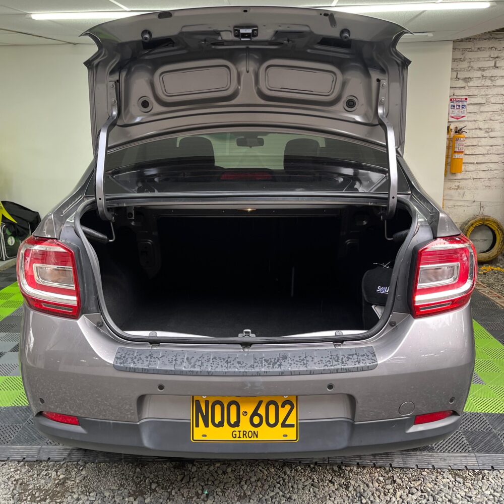 RENAULT LOGAN INTENS MT 1.6CC 2025: imagen 19