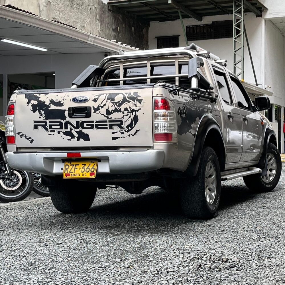 FORD RANGER XLT MT 2.6CC 4X4 2010**: imagen 6