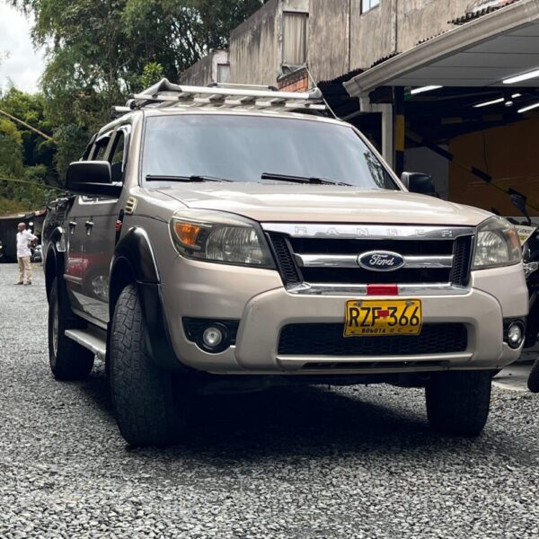 FORD RANGER XLT MT 2.6CC 4X4 2010**: imagen 3