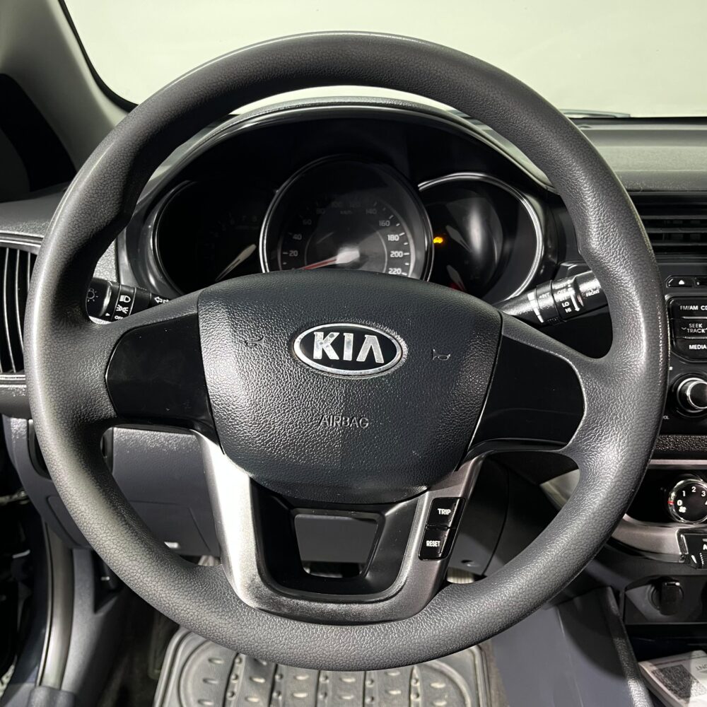KIA RIO SPICE 1.2 MT 1.2CC 2015: imagen 12