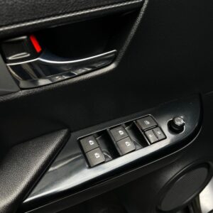 TOYOTA HILUX AT 2.4CC 4X4 TD 2021**: imagen 13