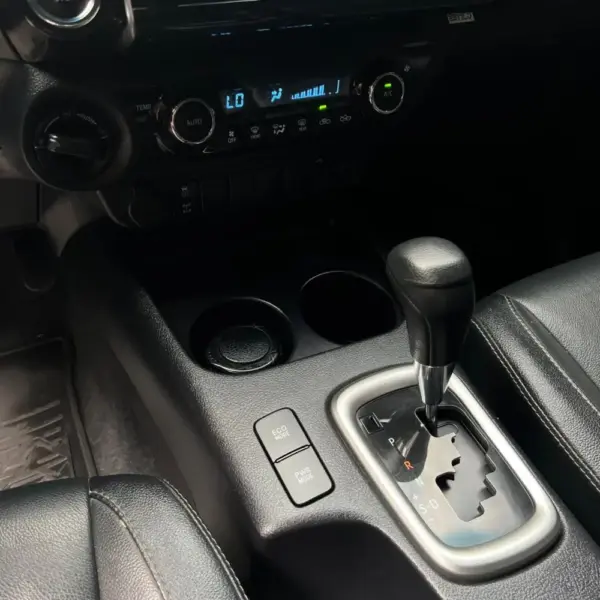 TOYOTA HILUX AT 2.4CC 4X4 TD 2021**: imagen 17
