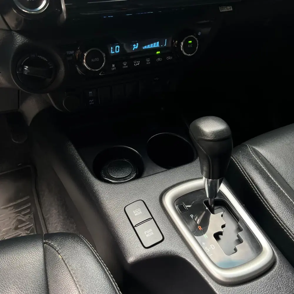 TOYOTA HILUX AT 2.4CC 4X4 TD 2021**: imagen 17