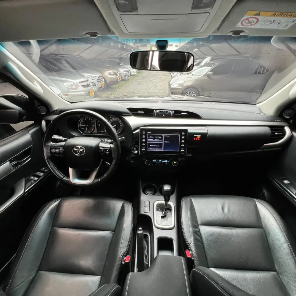 TOYOTA HILUX AT 2.4CC 4X4 TD 2021**: imagen 18