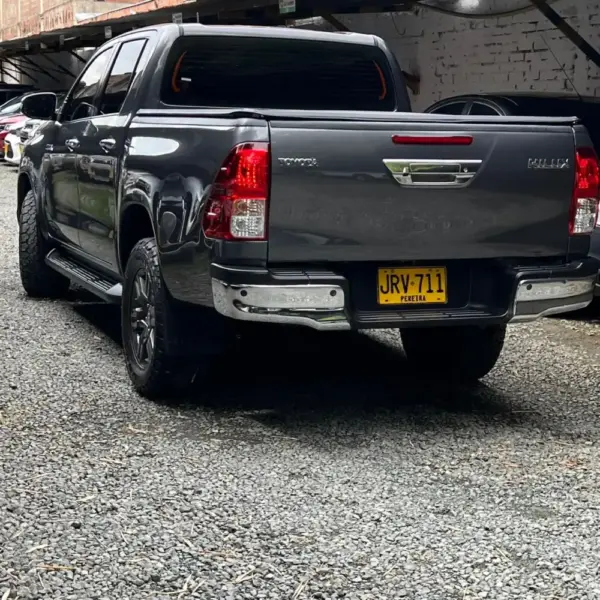 TOYOTA HILUX AT 2.4CC 4X4 TD 2021**: imagen 6