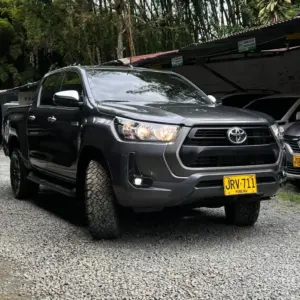 TOYOTA HILUX AT 2.4CC 4X4 TD 2021**: imagen 5