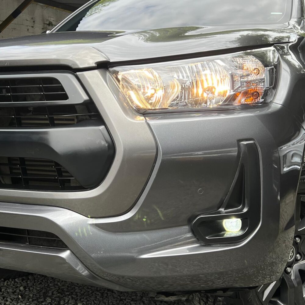 TOYOTA HILUX AT 2.4CC 4X4 TD 2021**: imagen 3