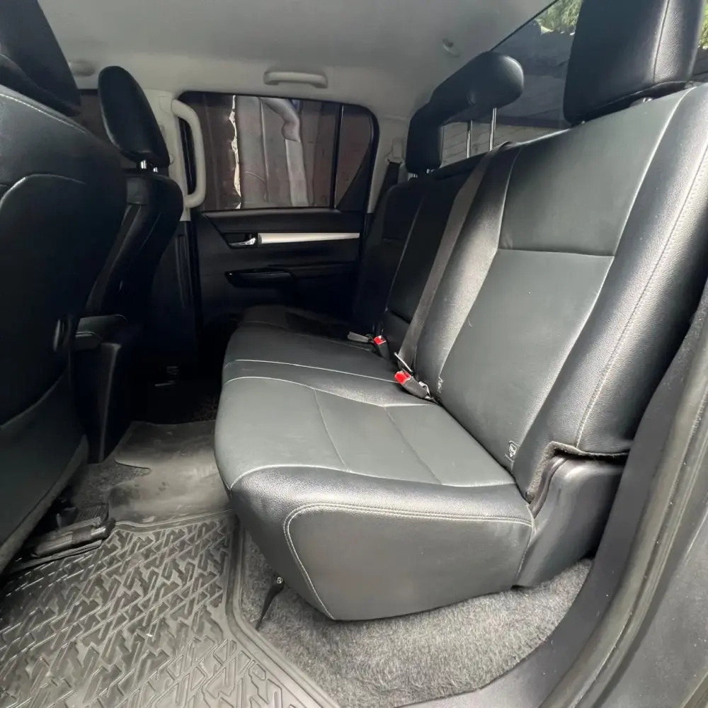 TOYOTA HILUX AT 2.4CC 4X4 TD 2021**: imagen 12