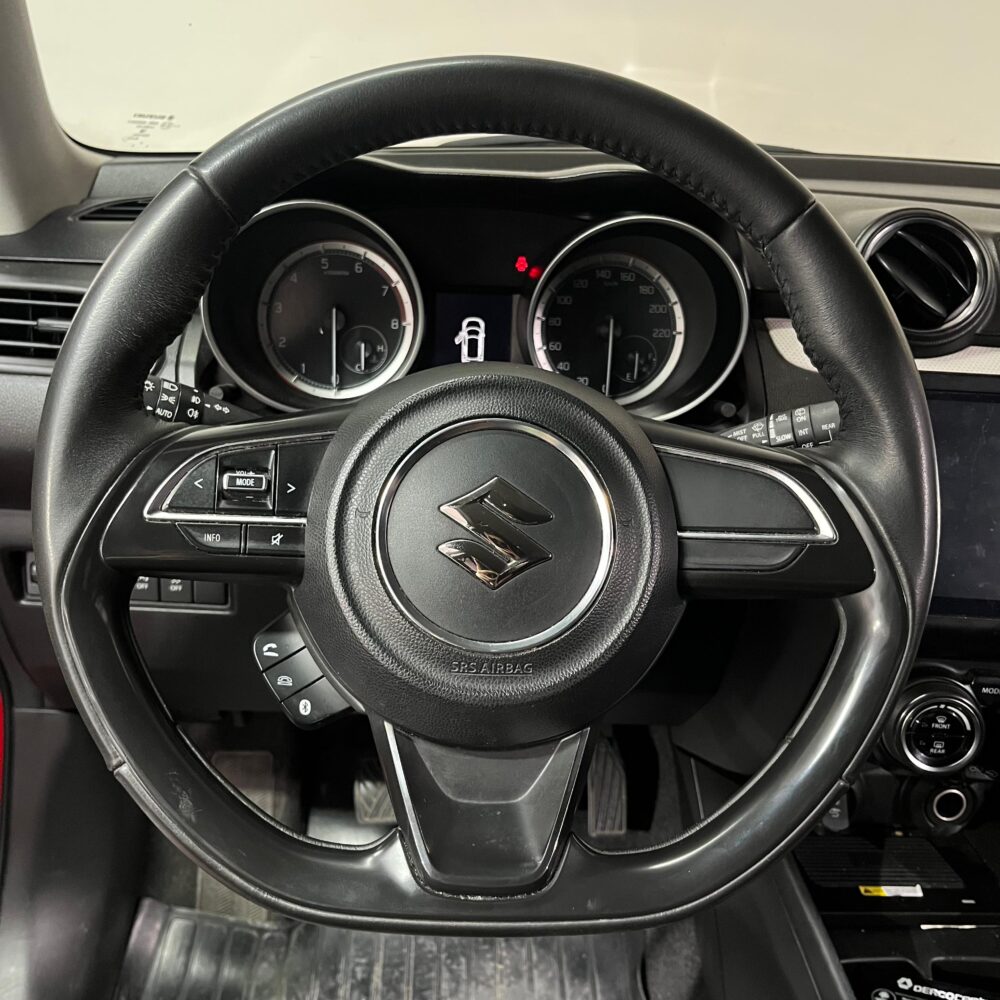 SUZUKI SWIFT HYBRID MT 1.2CC 2023: imagen 12