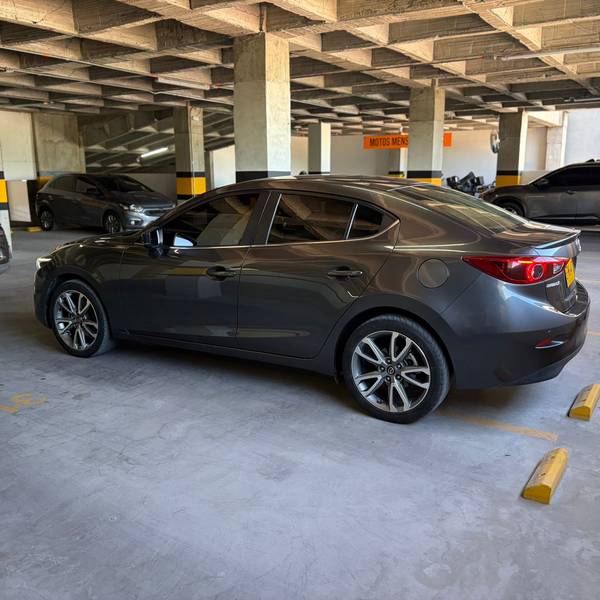 MAZDA 3 TOURING MT 2.0CC 2019
