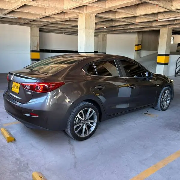 MAZDA 3 TOURING MT 2.0CC 2019