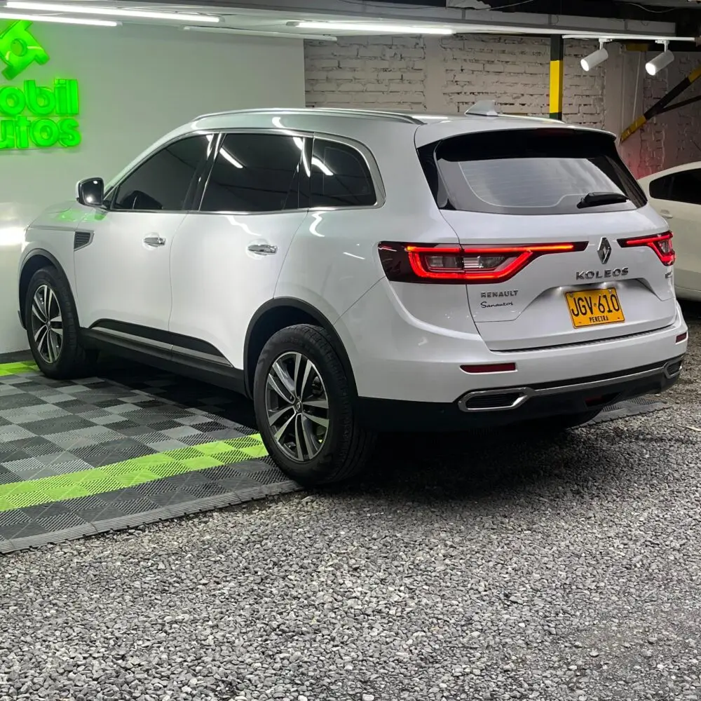 RENAULT KOLEOS INTENS TP 2.5CC 4X4 2017**: imagen 9