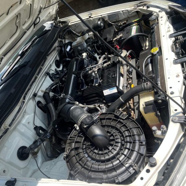 TOYOTA FORTUNER 2.7L AT 2.7CC 4X2 2015
