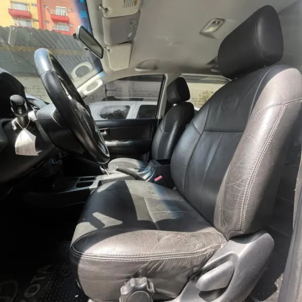 TOYOTA FORTUNER 2.7L AT 2.7CC 4X2 2015