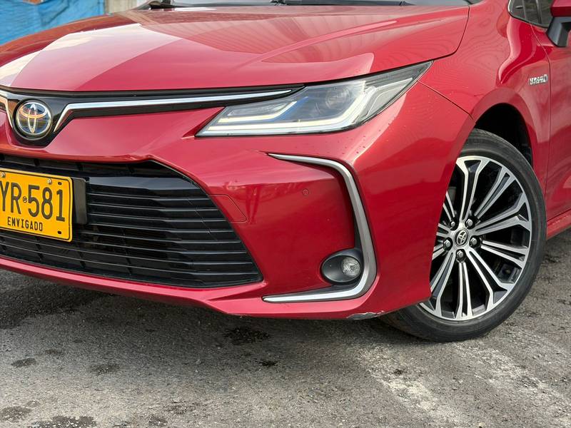 TOYOTA COROLLA SE-G HYBRID TP 1.8CC 2023: imagen 3