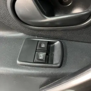 RENAULT LOGAN LIFE AT 1.6CC 2019: imagen 11