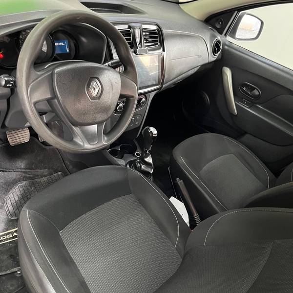 RENAULT LOGAN LIFE AT 1.6CC 2019
