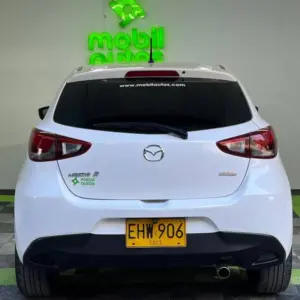 MAZDA 2 TOURING AT 1.5CC  2018: imagen 8
