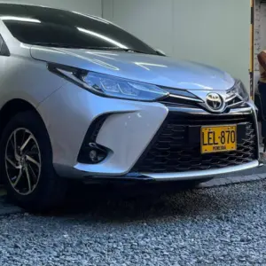 TOYOTA YARIS XLS TP 1.5CC 2023**: imagen 5