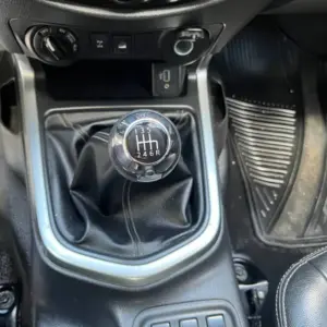 NISSAN FRONTIER XE MT 2.5CC 4X4 2023: imagen 14