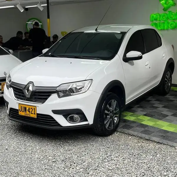 RENAULT LOGAN INTENS MT 1.6CC 2021