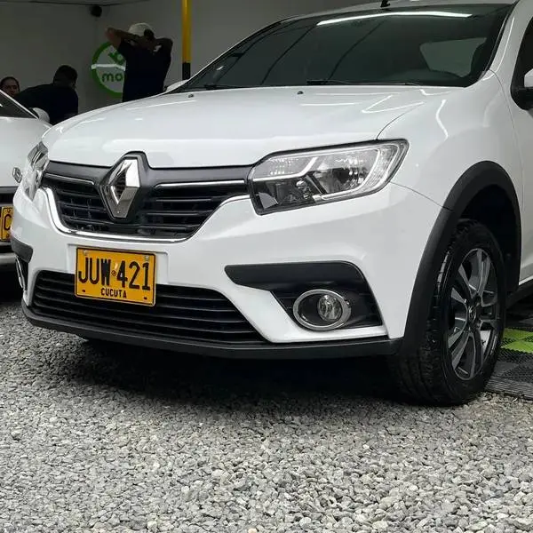RENAULT LOGAN INTENS MT 1.6CC 2021