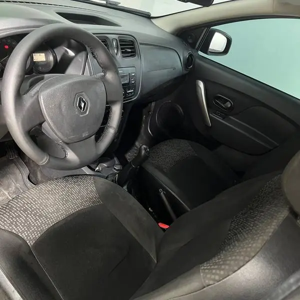 RENAULT LOGAN LIFE MT 1.6CC 2019