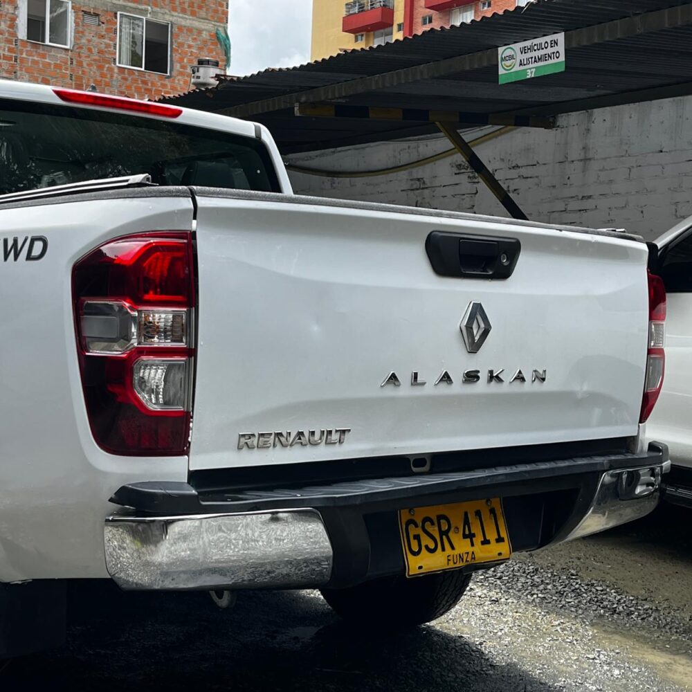 RENAULT ALASKAN CARGO MT 2.5CC 4X4 2021: imagen 10