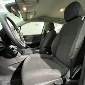 CHEVROLET TRACKER LS TP 1.8CC 2015**: imagen 17