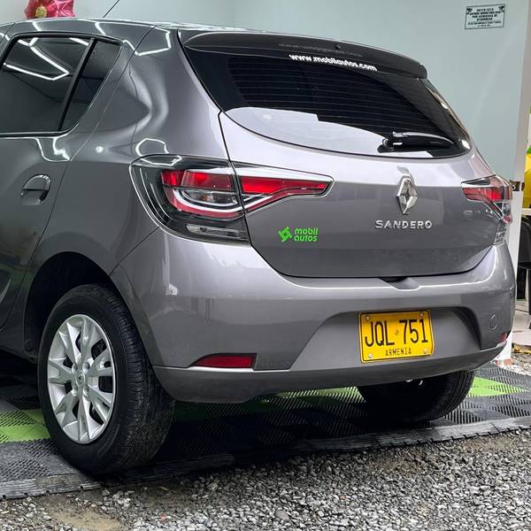 RENAULT SANDERO LIFE + MT 1.6CC 2023