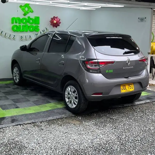 RENAULT SANDERO LIFE + MT 1.6CC 2023