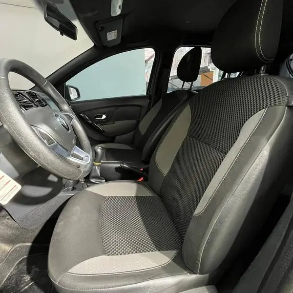 RENAULT SANDERO LIFE + MT 1.6CC 2023